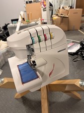 Medion MD 19077 Overlock Serger Sewing Machine 4-Thread | Not Used | With Thread
