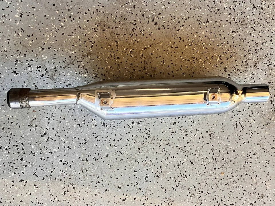 Triumph T2206311 Upper Muffler OEM Scrambler 900 EFI 2006-2016 - Image 2 of 3