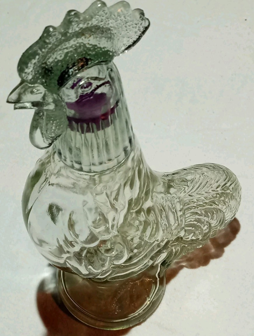 Glas Karaffe Hahn – Pressglas Figur Gockel durchsichtig mit Drehverschluss