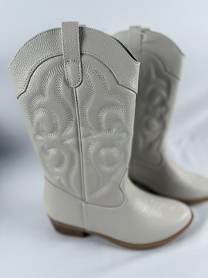 Cat & Jack  ivory/Montana Boots For Girls Size 2 New In Box