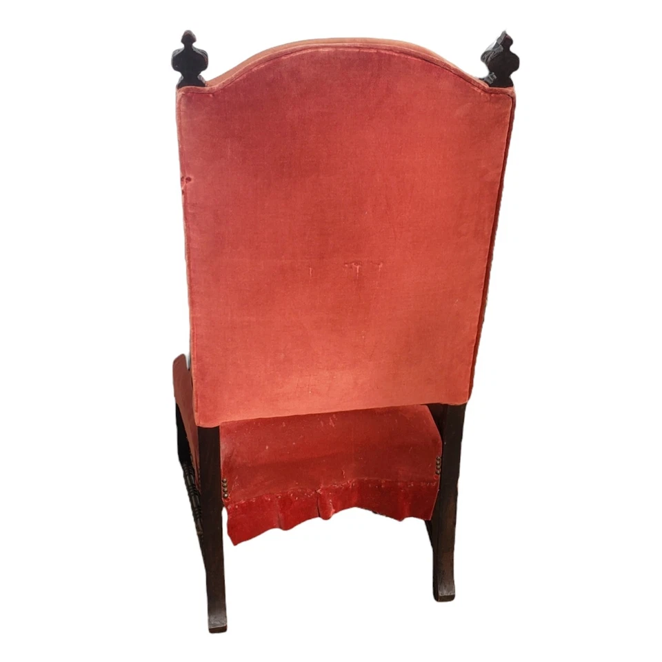 Sillón tapizado de terciopelo rojo vintage años 40 madera tallada Foto 3 de 4