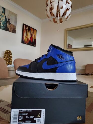 foot locker jordan hyper royal