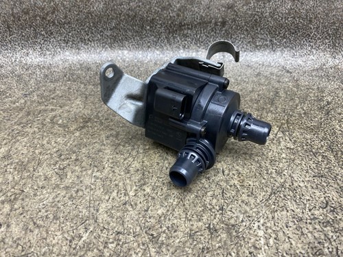 Zusatzwasserpumpe 8511748 8512235 113Tkm BMW 5er F10 F11 535D 14.1900.221