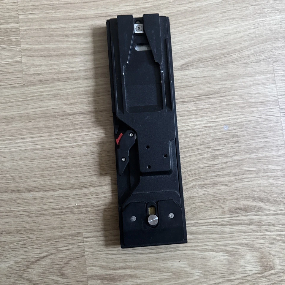 Sony VCT-U14 Tripod Plate with Quick Release Feature - Image 1 of 1