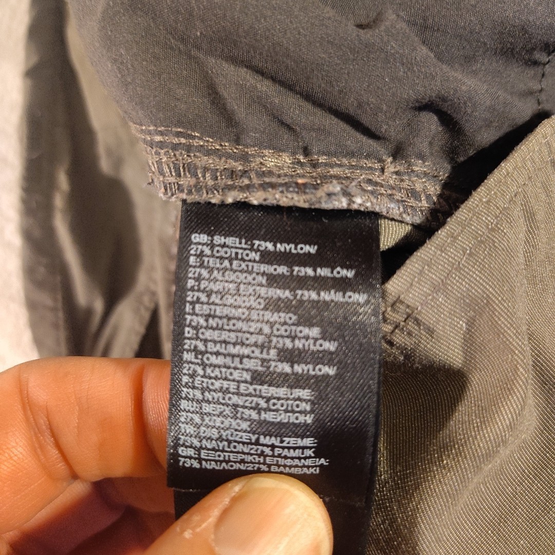 North Face Shorts Men's 34 Outdoors Hiking Flap 6 Pocket Lightweight Beige Cargo thumbnail 10