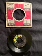 Tom Jones – Daughter Of Darkness VG+ PLAYS GREAT!  7" 45