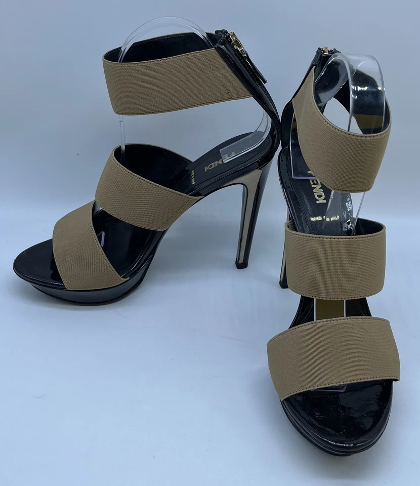 Sandalia de plataforma Fendi beige/negro 'Vernice' con tiras elásticas talla 38 Foto 2 de 4