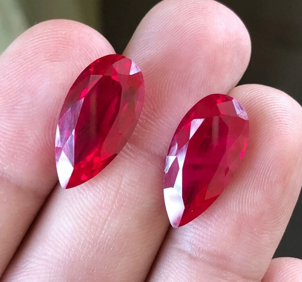 24.65 Cts Lab Created Pink Ruby Faceted 20x10x7 MM Pair Pear Shape Ruby Gemstone - Image 3 of 4
