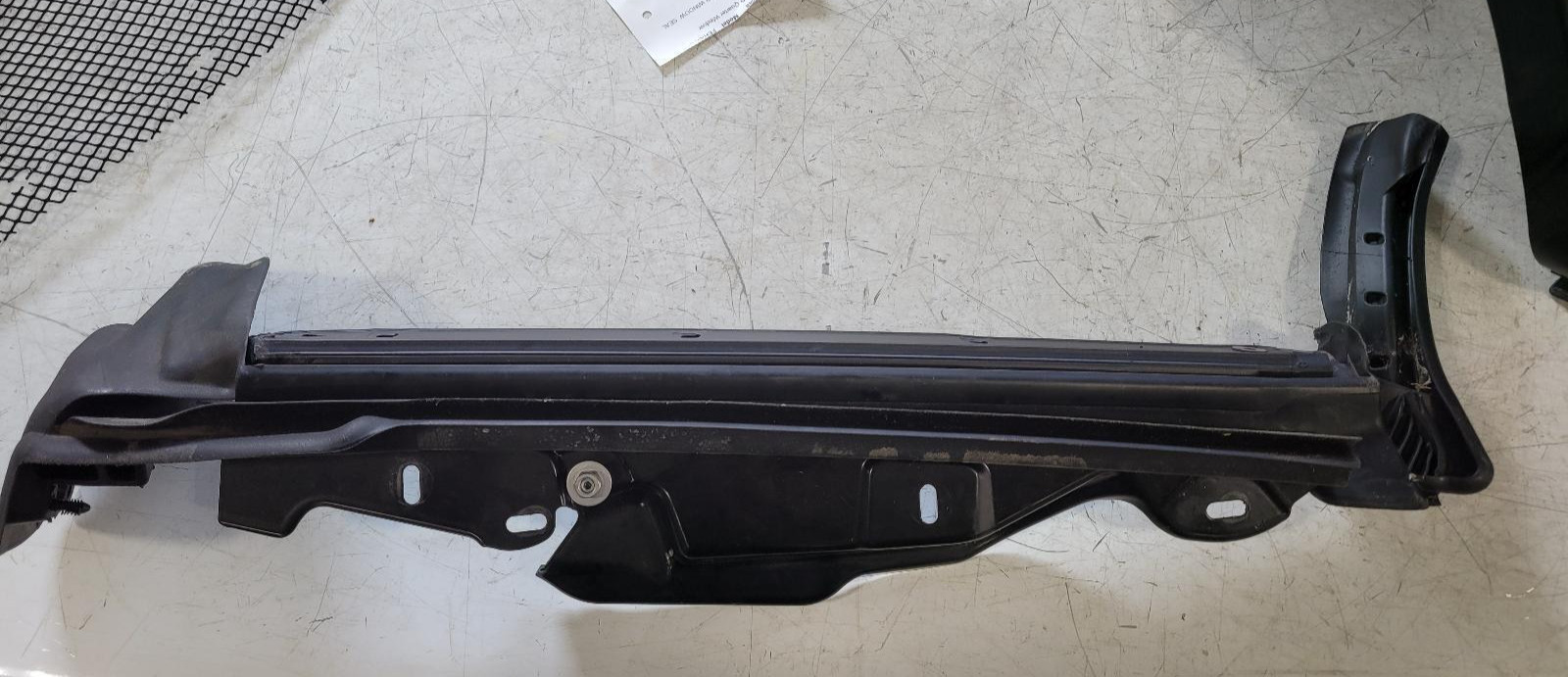 2017-2020 Ferrari Portofino OEM PASSENGER REAR SEAL; PART# 771600