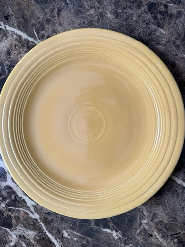 Vintage FIESTA 10" Dinner Plate - Original Yellow - Wet Foot  - 1930s-1950s