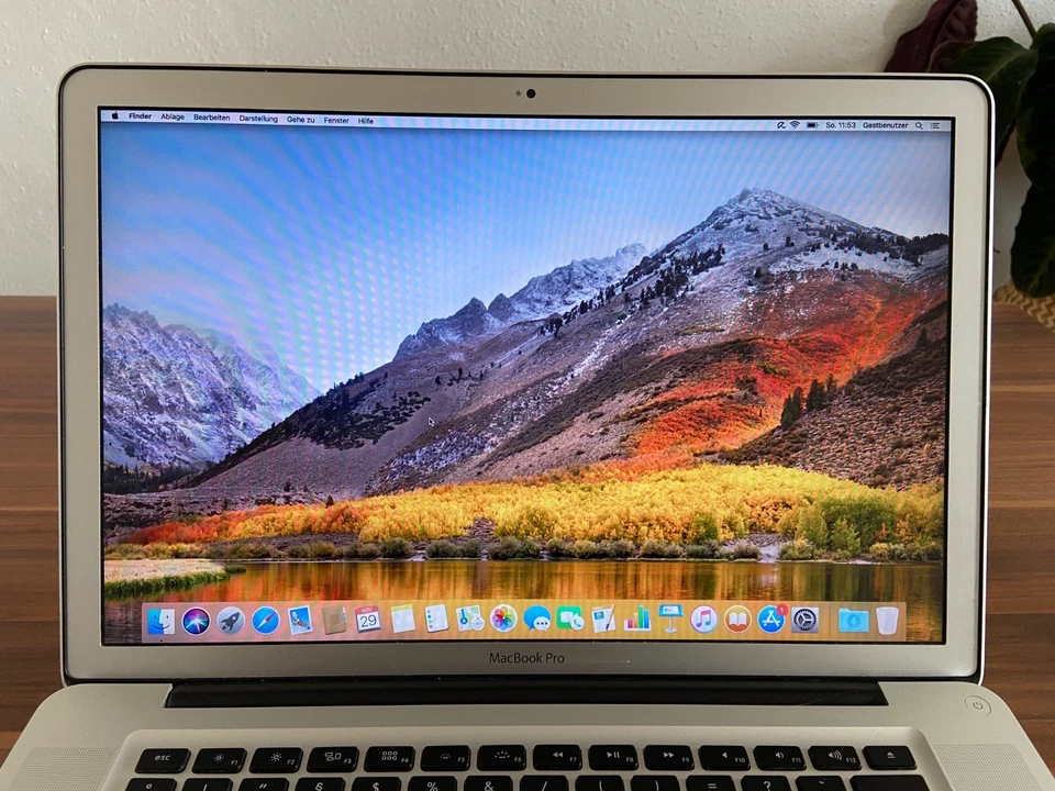 Apple MacBook Pro 15" 2011 · i7 · 4GB · 500GB, Foto 2 von 5