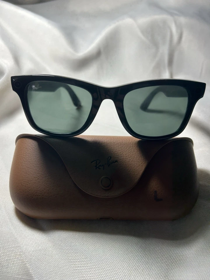 Gafas de sol Ray-Ban Wayfarer Meta RW4008 / Negro brillante / Lente verde / Tamaño grande Foto 3 de 4