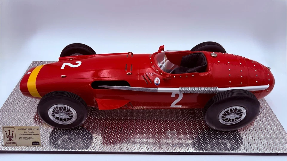 pitMAS250F-E Maserati 250F J.M. Fangio World Chamopion 1957 1/8 - Immagine 4 di 4