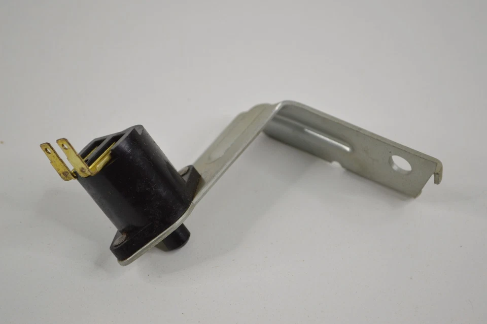 1961 1962 年 Oldsmobile 动力制动灯开关 1993571 动态超级 88 Starfire — 第 3/4 张图片