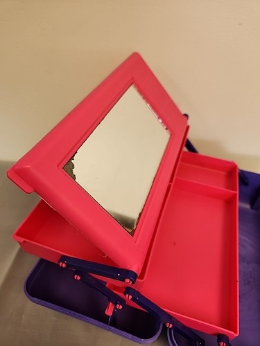 Custodia trucco vintage caboodles grande 2 vassoi pieghevoli specchio viola modello 2630 - Foto 9 di 12