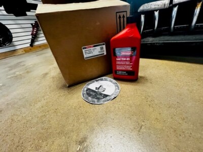 (12) Motorcraft XY75W85QL Premium Synthetic Hypoid Gear Lubricant SAE 75W-85