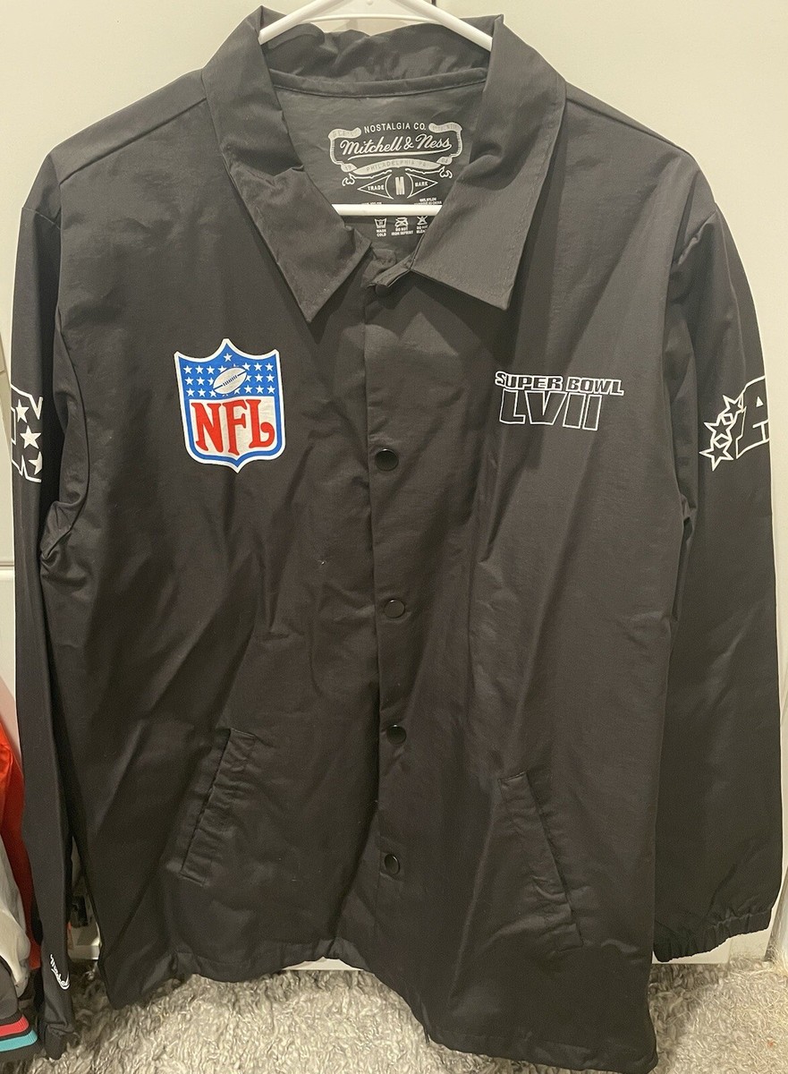 NFL X Fenty X Mitchell & Ness】コーチジャケット NFL X Fenty X