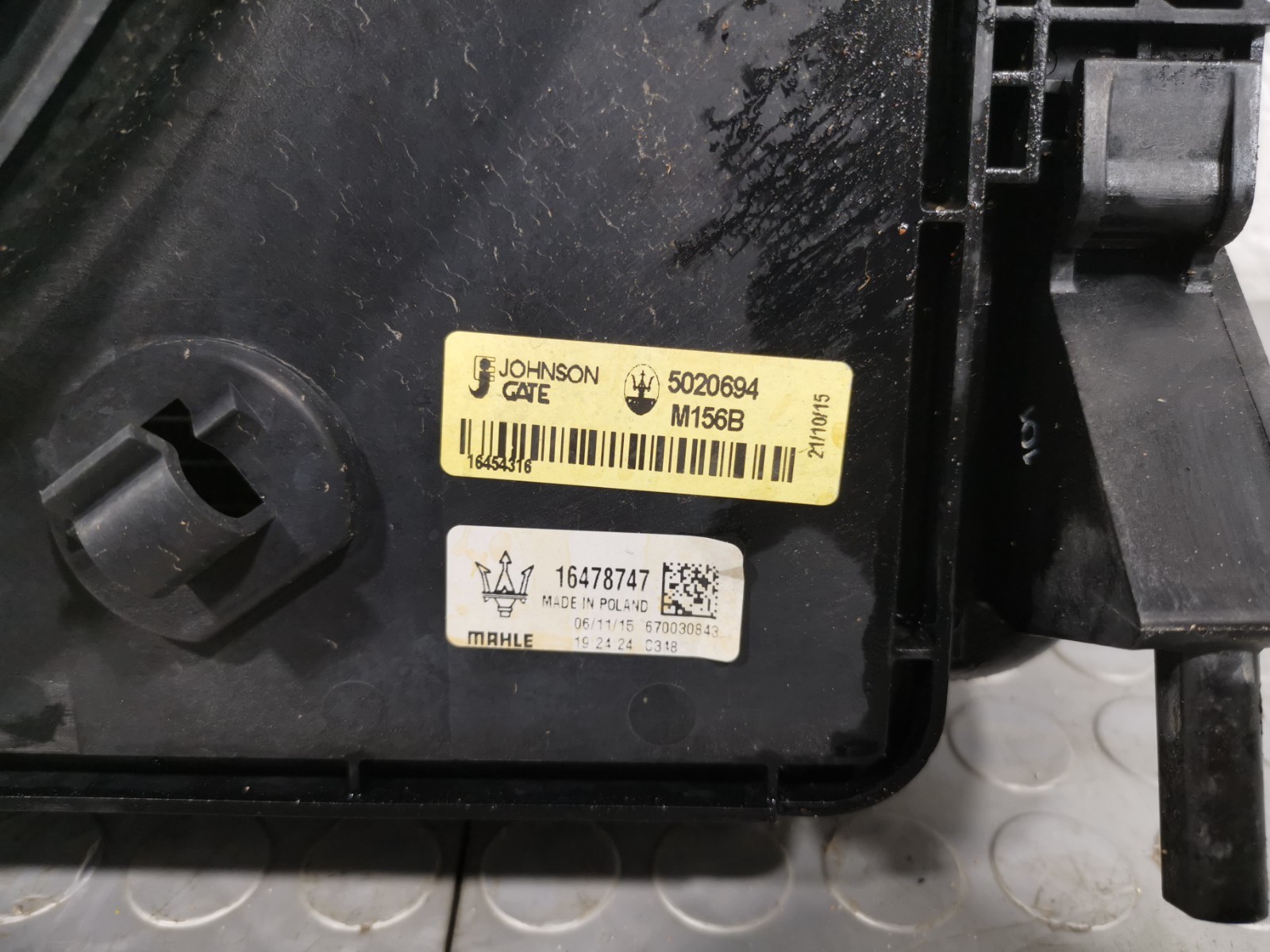Maserati Ghibli 2016 RWD Auto 3.0 Front Coolant Cooling Radiator Fan Motor OEM