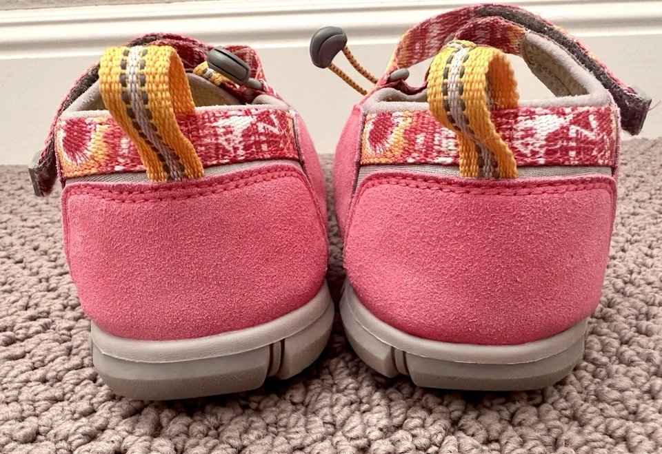KEEN Seacamp ll Pink Yellow Water Shoes Sandals Youth Size 7 - Image 4 of 4
