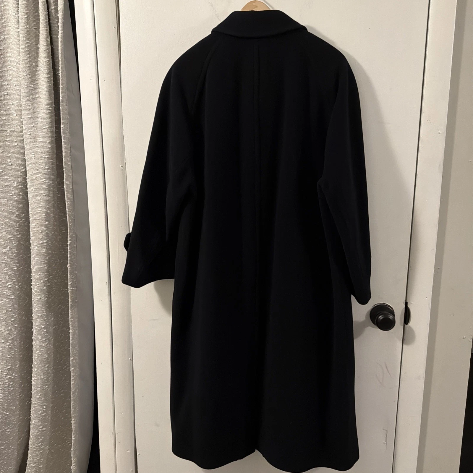 Brooks Brothers Elliot Wool Overcoat Black 100% Pure Wool Made in Italy Mens 42 - product detail image 6