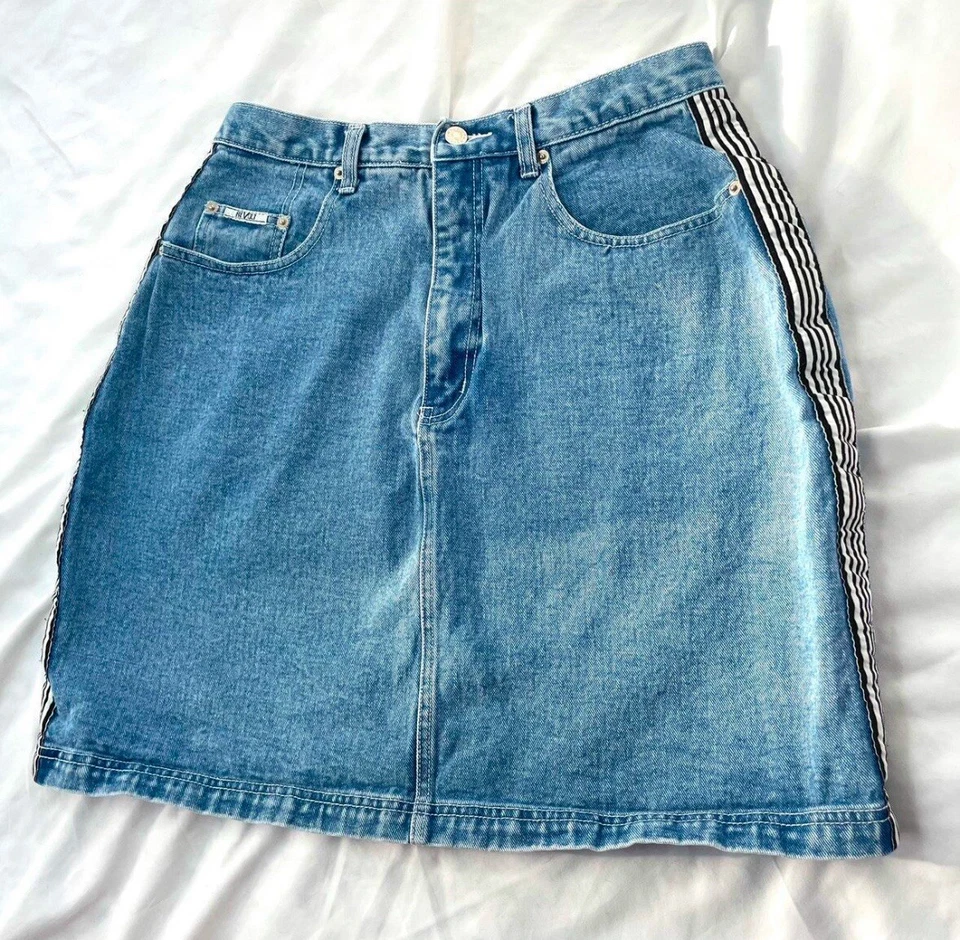 Vintage 90s 2000s ReVolt Denim A-Line Curvy Jean Skirt Racing Stripes Y2K 6/8 - Image 2 of 4