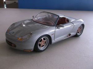 maisto porsche boxster 1 18 silver