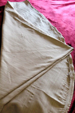 TAN 70" TABLECLOTH POLYESTER COTTON BLEND WASH DRY VERY WELL.