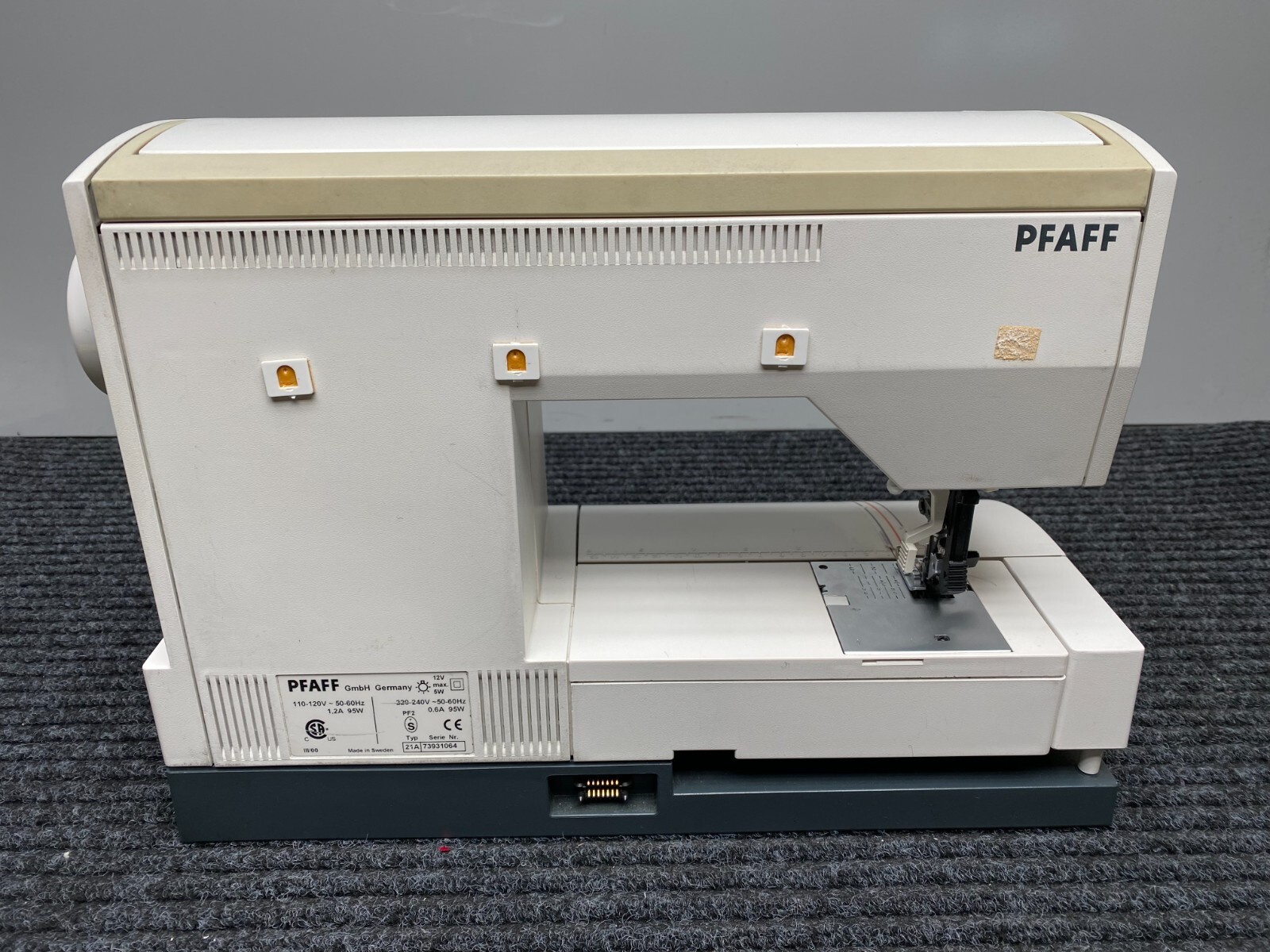 Pfaff Creative 2140 Sewing Machine with Accessories Tested eBay