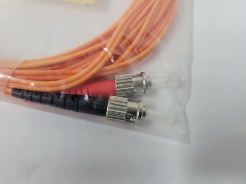 Câble patch multimode duplex fibre orange 8M ST vers SC MM 50/125 - Photo 4/4