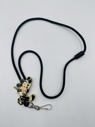 VTG DISNEY PARKS Cast Member Exclusive Steppin Out Dapper Mickey Bolo Lanyard