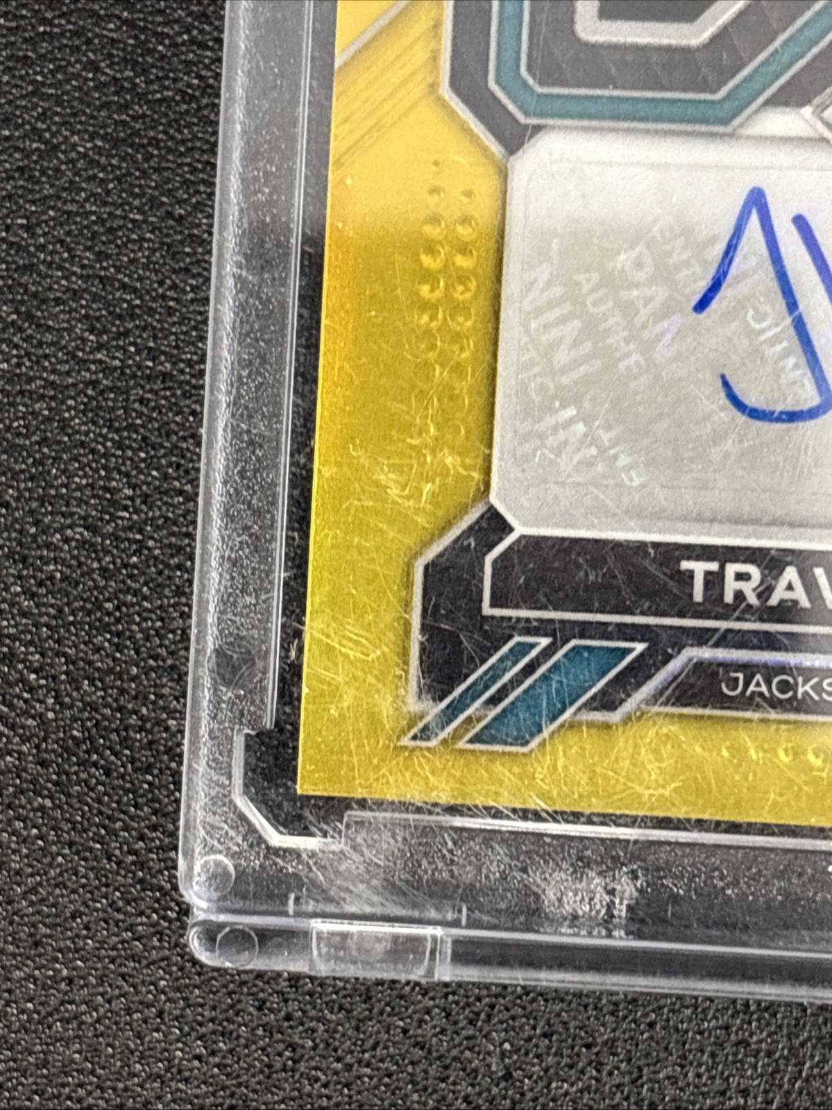 2024 Panini Prizm Travon Walker Gold Patch Auto /10 view 3