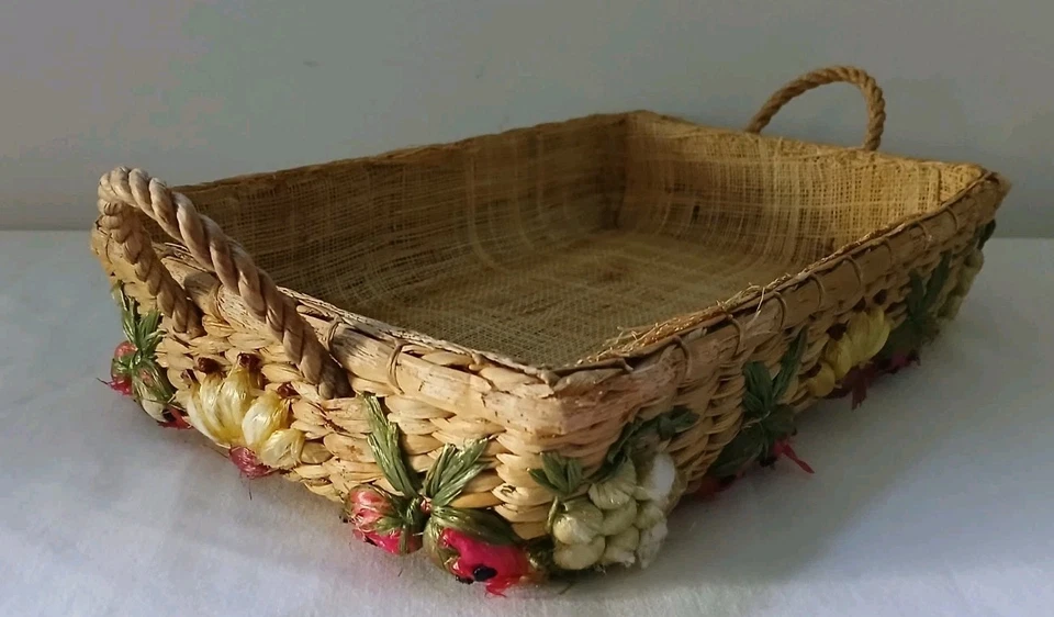 Vtg Wicker Basket Tray Raffia Fruit Floral Folk Art Boho Cottagecore Farmhouse - Image 3 of 4