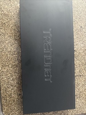 TRENDnet  (TPE224WS) 24-Ports External Switch Managed
