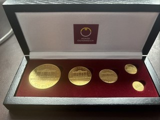 Wiener Philharmoniker Komplett 1 875 Unzen Gold = 58 31g
