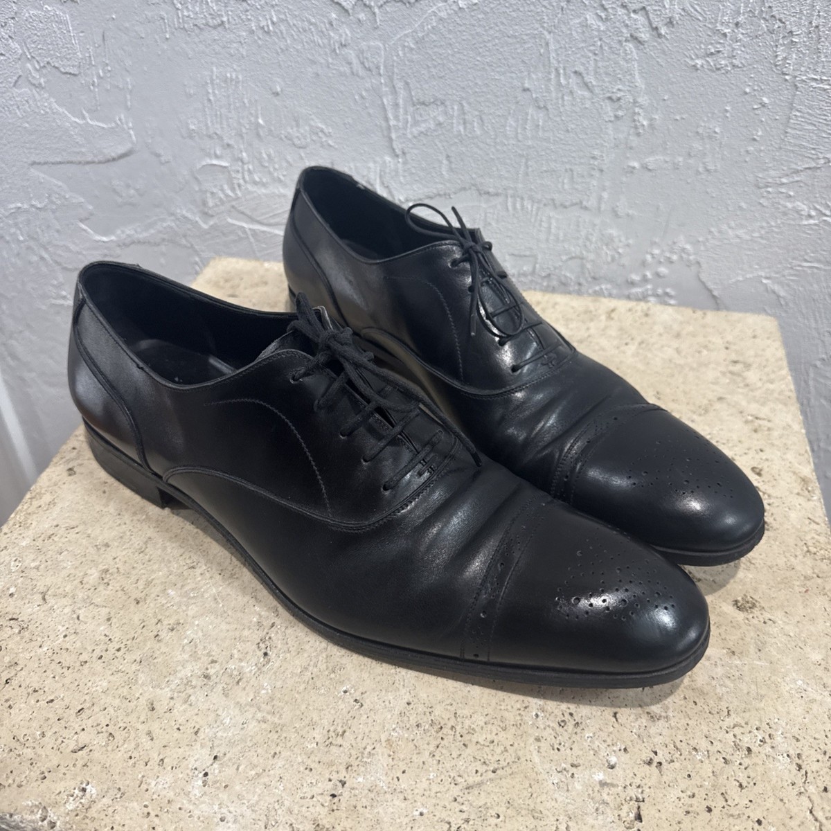 Salvatore Ferragamo Black Leather Cap Toe Oxford Dress Shoes 