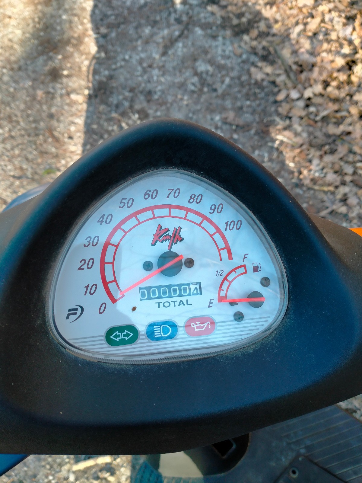 Scooter vintage MBK STUNT 50cc - nuovo da esposizione km 0 - anno 2000 foto 2