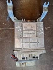 ecu control unit volvo v40 1.9 di 0281001906 7700110648