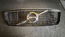 Volvo XC40 2020 R-Design Front Grille Genuine 