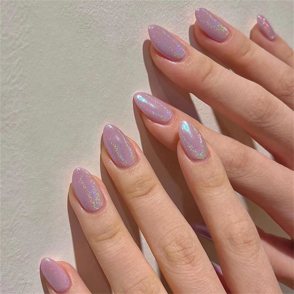 violet nails short