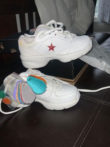converse cheerleading shoes