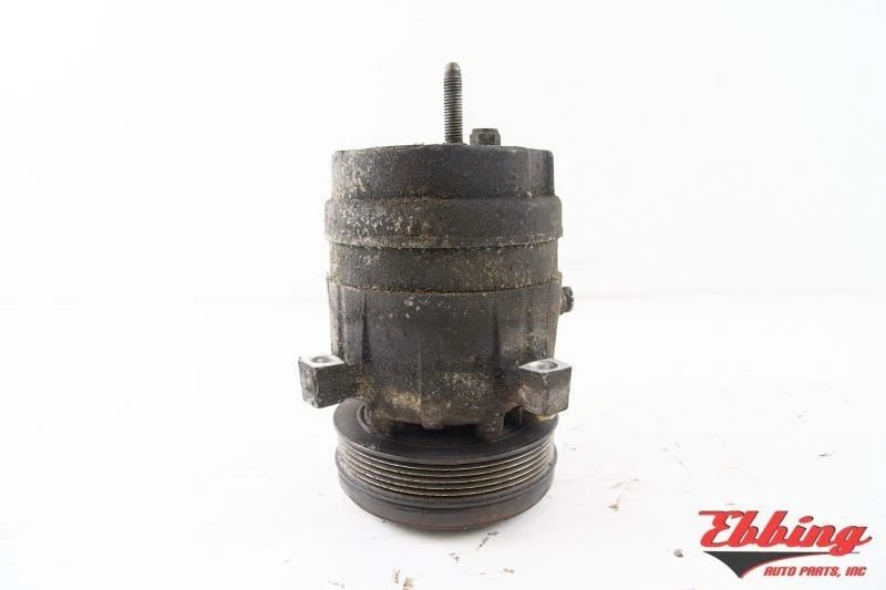 AC Compressor Assembly 3.8L ID: 89018865 Fits 1996-1999 Buick LeSabre 694488 - Image 3 of 4