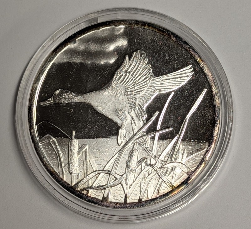 1 oz .999 Silver Round ~ Duck / Wildlife Design 