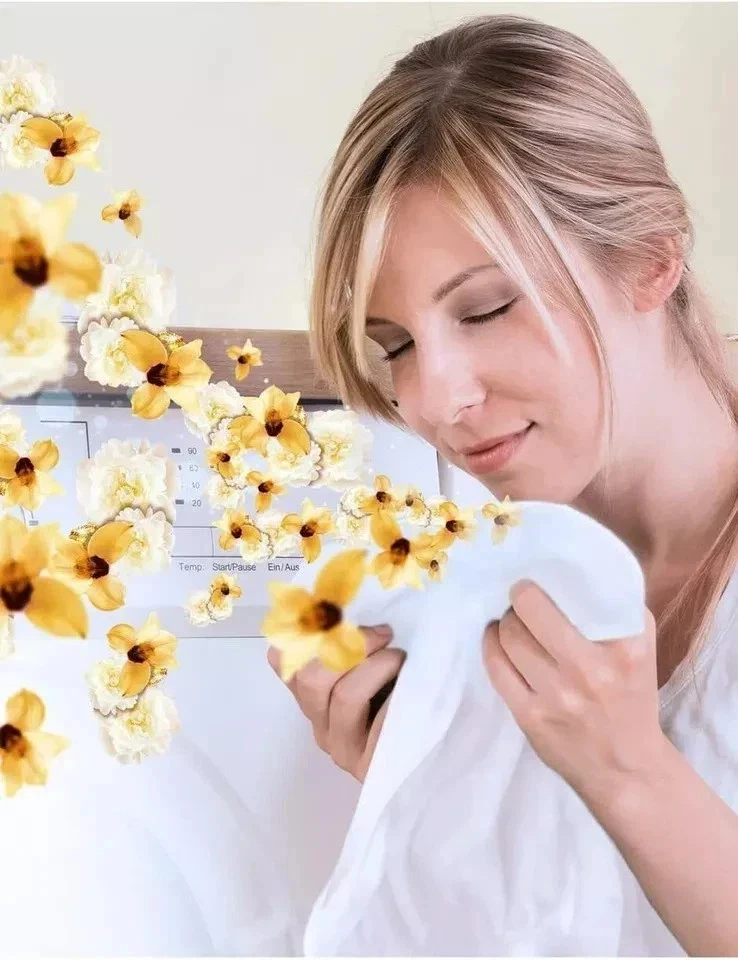 Lenor Concentrate Gold Orchid Laundry Fabric Conditioner Softener 3.88L 194 Wash - Image 4 of 4