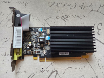 XFX Nvidia PV-T86S YH PV-T86S-YHLG V1.0 Video card