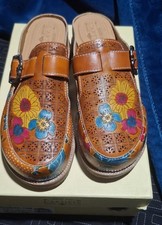 L'Artiste by Spring Step Sunbird Clogs Size 36 US Size 5.5 Or 6