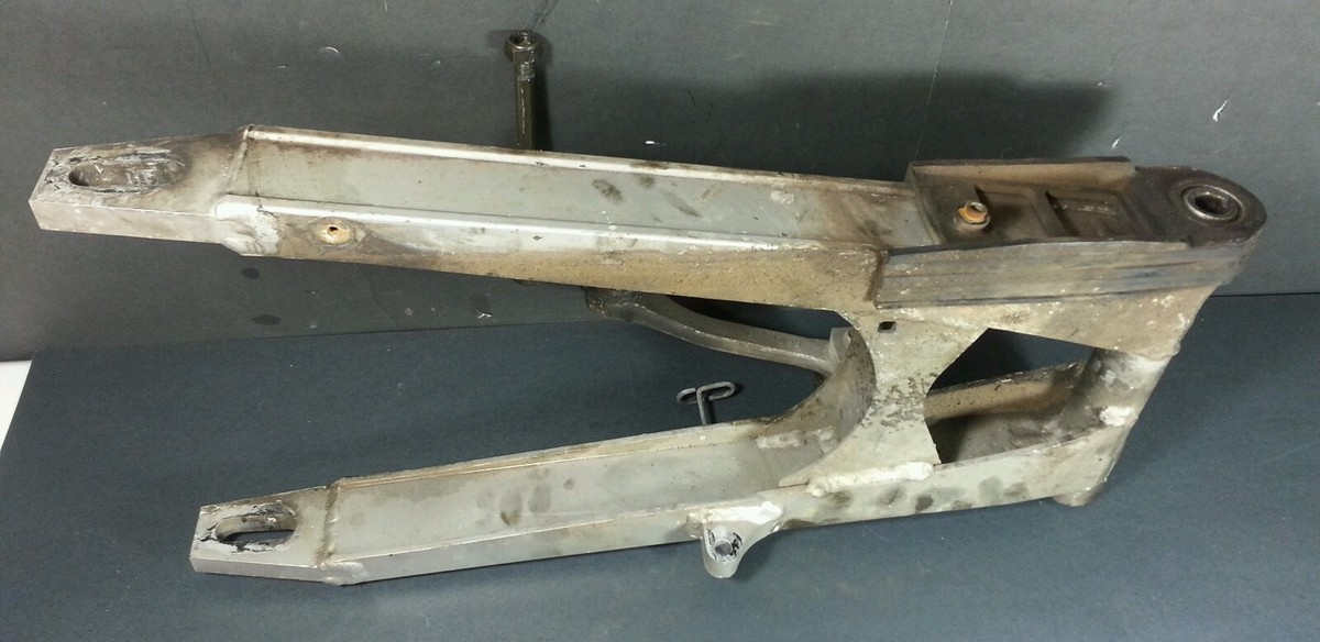 1990 Kawasaki ZX600 ZX6 ZX 600 Ninja Swing Arm swingarm 90