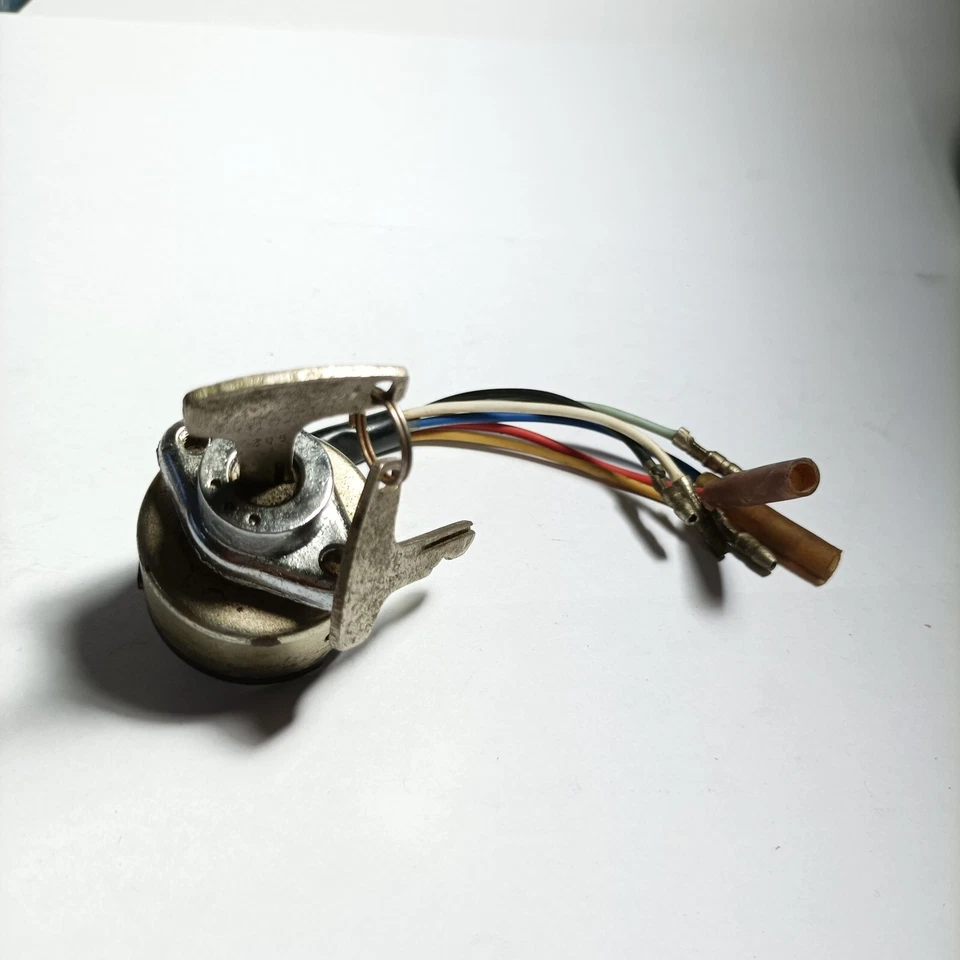 Interruptor de encendido genuino Kawasaki G3TR G3SS GA1 GA2 GA3 GA5 NUEVO EN CAJA Japón 27005-023 Foto 3 de 4