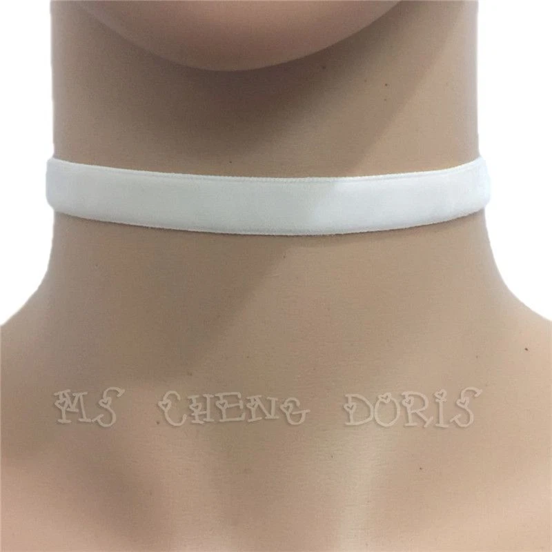 White velvet choker sale necklace