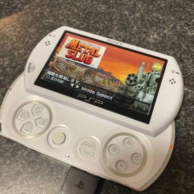 PSP Go PlayStation portable Piano PSP-N1000 Game Console White