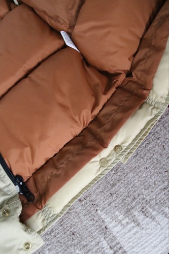 Rocky Mountain Featherbed Down Jacket Tan Brown Khaki Mens 40 Yellowstone Cool - Picture 11 of 11